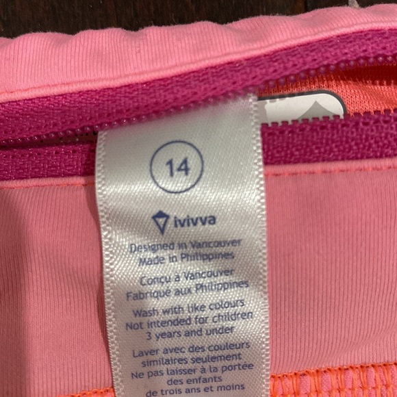 Ivivva (Lululemon Girls) Shorts Size 14 - Picture 5 of 5